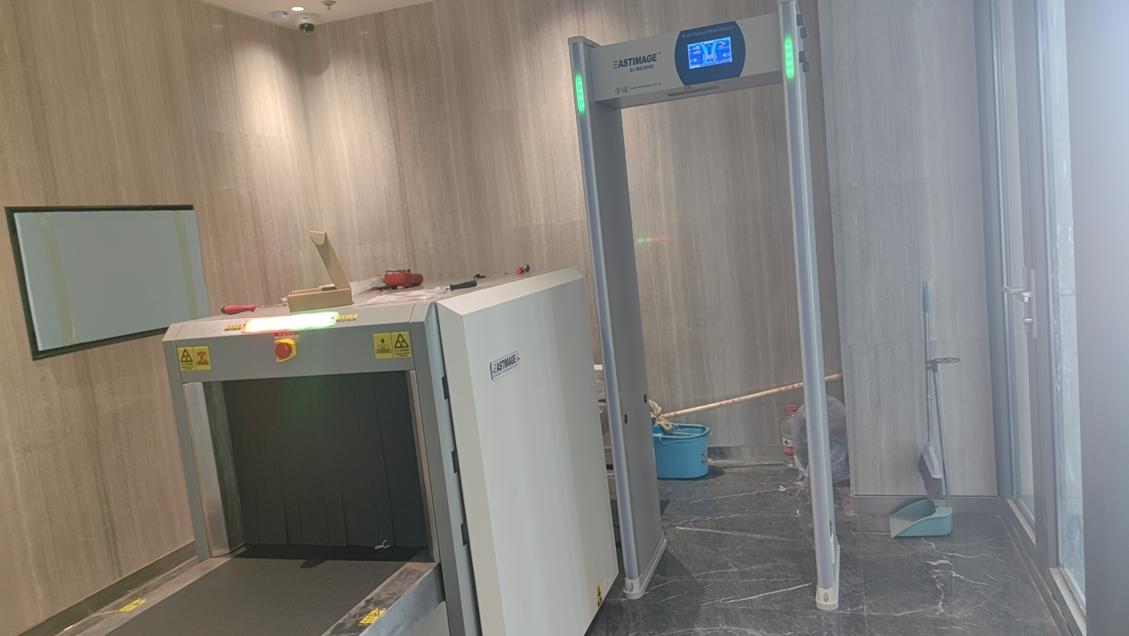 Voyagez avec tranquillité d'esprit, la machine de sécurité garde votre sécurité