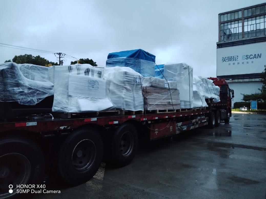 Les marchandises ont été envoyées pour la ligne de métro 1 dans la ville de Nanchang, province du Jiangxi
