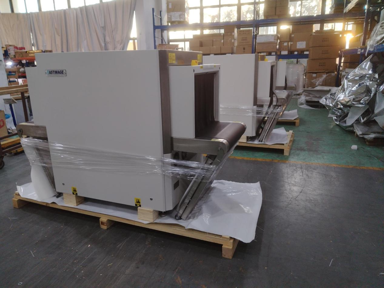 Livraison urgente : quatre scanners de sécurité 6040 personnalisés expédiés en Iran